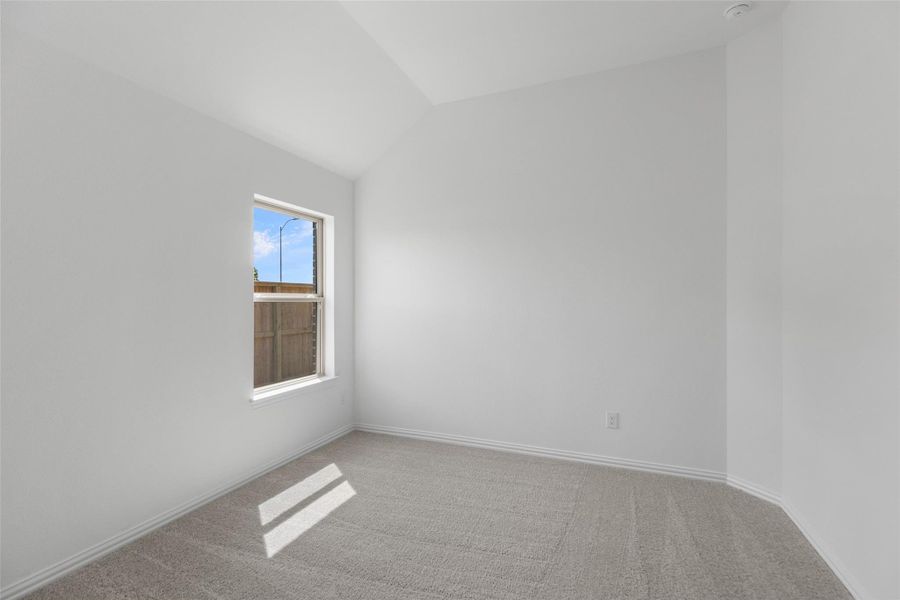 Spacious, unfurnished interior of a new home in Oakwood Estates, Waller (Image 19).
