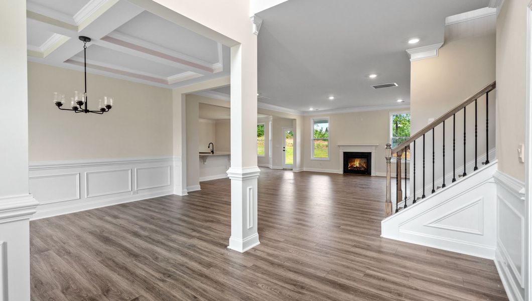 Spacious, unfurnished interior of a new home in Campbell Ridge, Piedmont (Image 15).