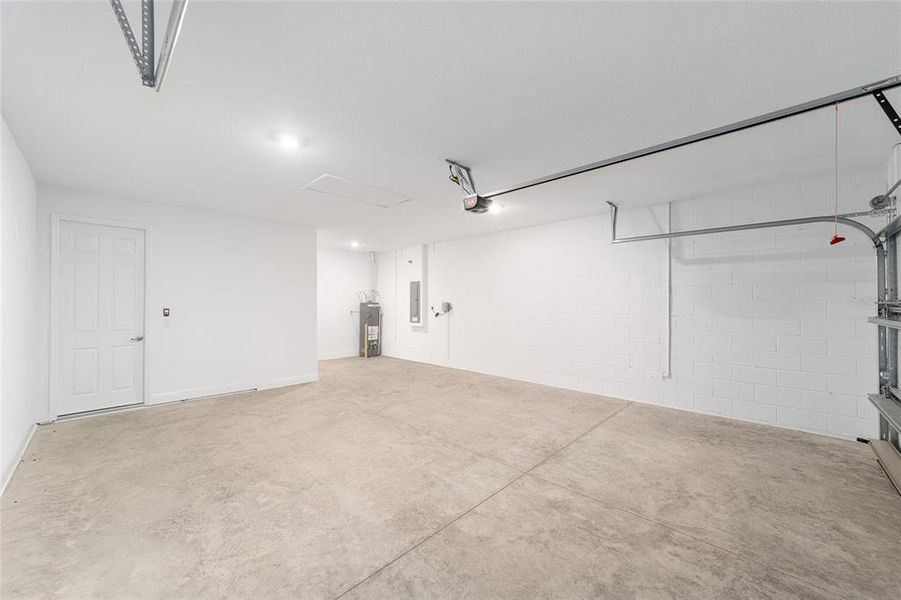 Spacious, unfurnished interior of a new home in On Top of the World Communities, Ocala (Image 32).