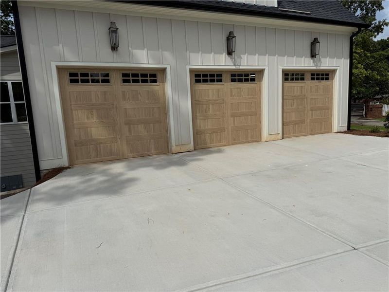Exterior details and patio area of a home in , Flowery Branch (Image 4).