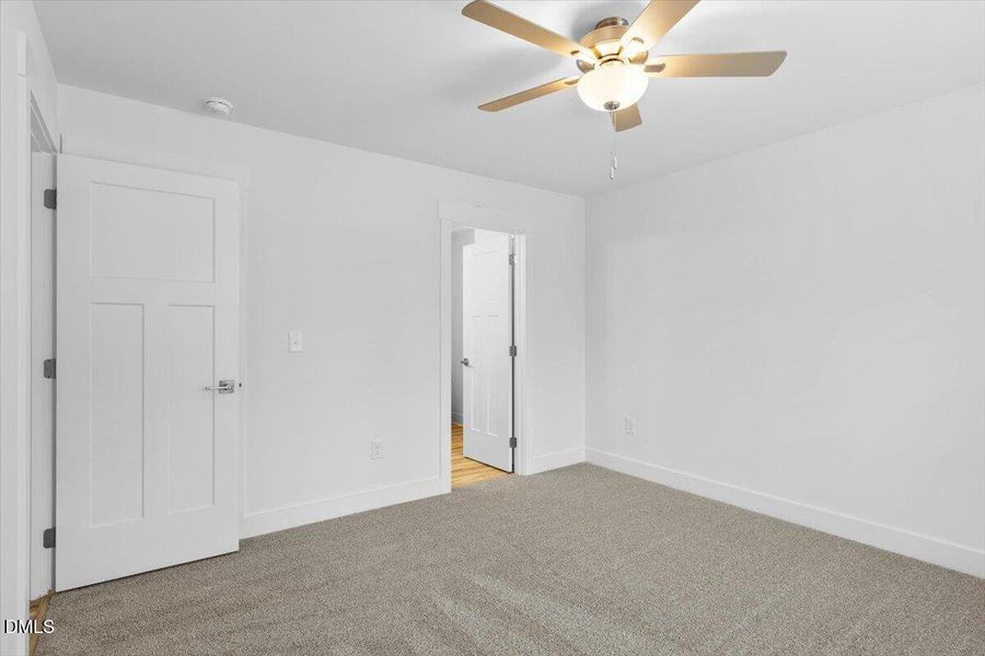 17-938 Jasmine - Open Peek Media-17