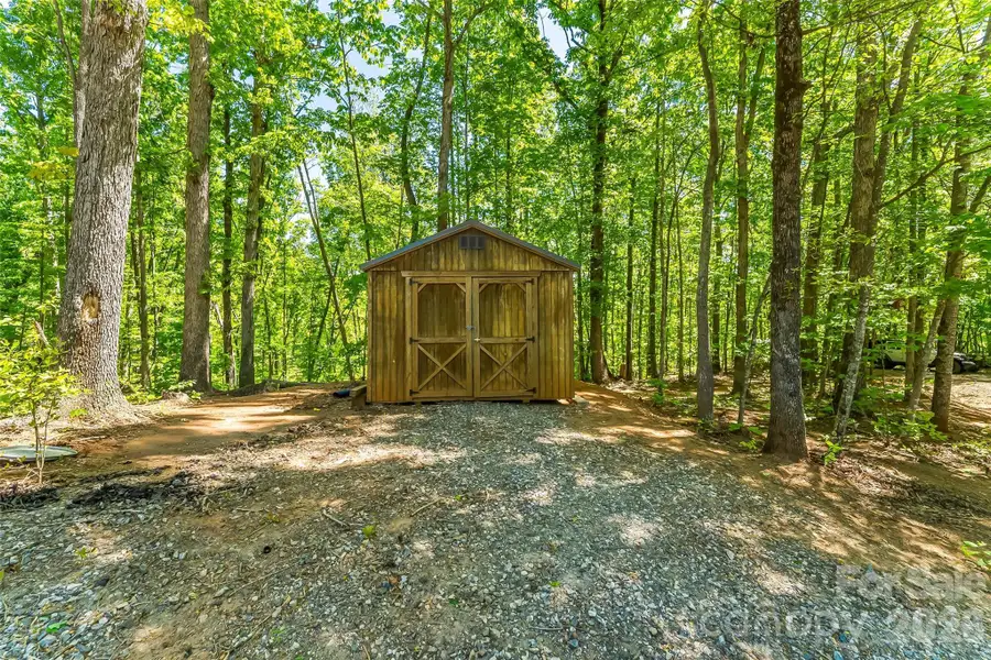 Image 38 of a home in .
