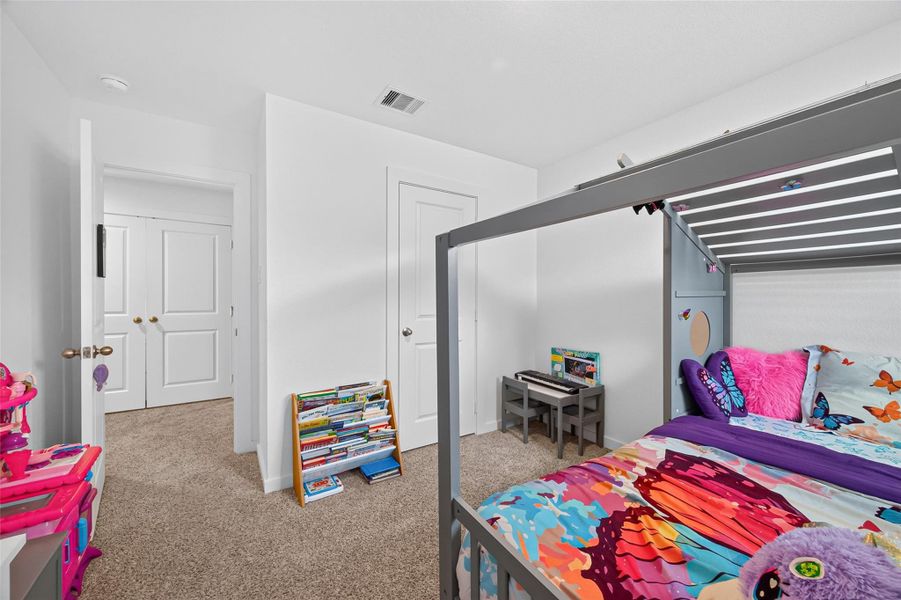 Furnished interior view inside a new home in Antigua, Houston (Image 26).