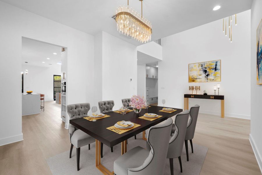 Virtually Staged: This beautiful dining room is ready for your next dinner party! Virtually Staged: This beautiful dining room is ready for your next dinner party!
