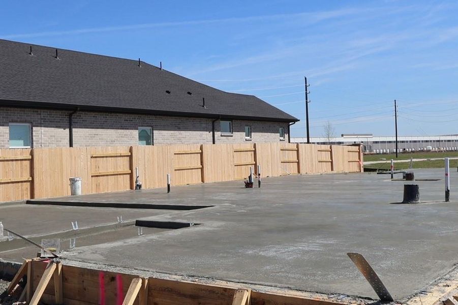 Every foundation at DWH is engineered and it’s inspected three times! We do not do “batch” testing. Rest easy knowing your foundation comes with a 10 year warranty. Every foundation at DWH is engineered and it’s inspected three times! We do not do “batch” testing. Rest easy knowing your foundation comes with a 10 year warranty.