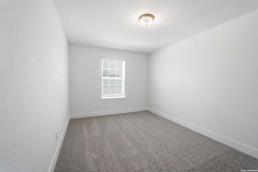 Spacious, unfurnished interior of a new home in Laurel Vistas, San Antonio (Image 27).