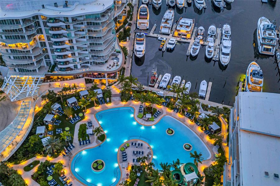 Community amenities in , Fort Lauderdale (Image 77).