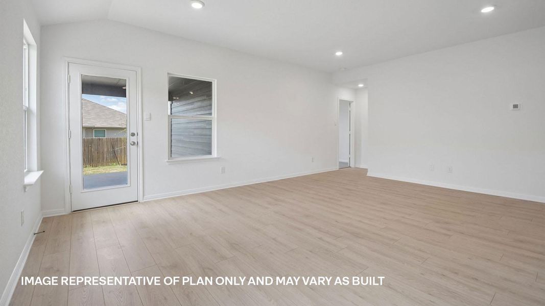 Spacious, unfurnished interior of a new home in Southgrove, Kyle (Image 14).