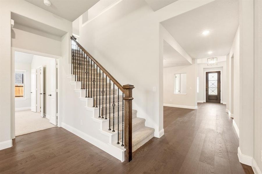 Spacious, unfurnished interior of a new home in Liberty, Melissa (Image 11).