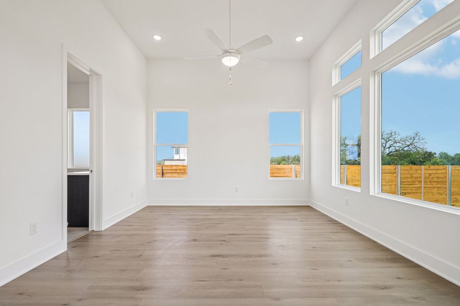 Spacious, unfurnished interior of a new home in Freedom at Anthem, Kyle (Image 16).