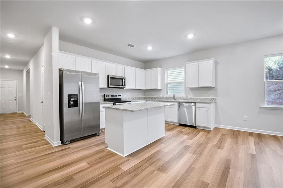 Furnished interior view inside a new home in Avery Ridge, Gainesville (Image 12).