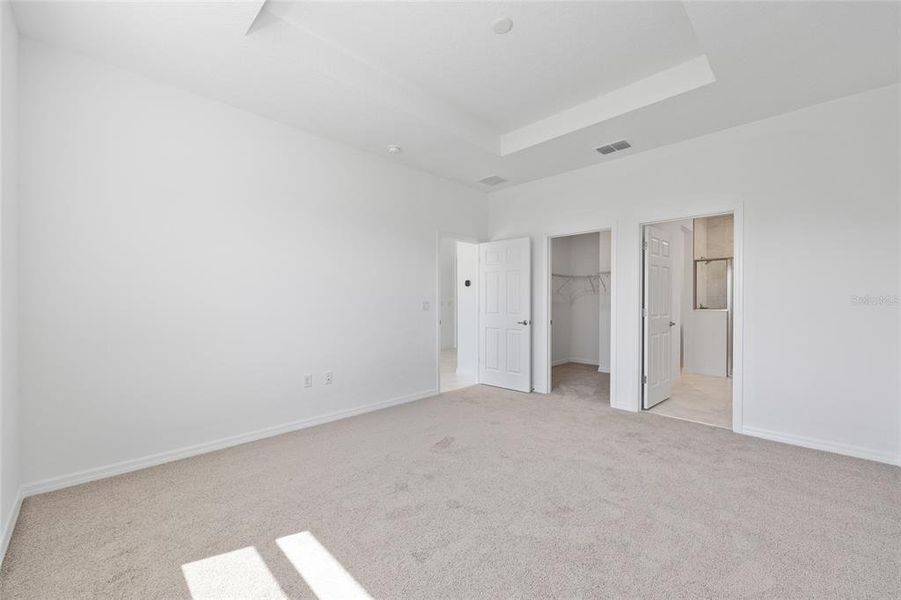 Spacious, unfurnished interior of a new home in Calesa Township, Ocala (Image 29).