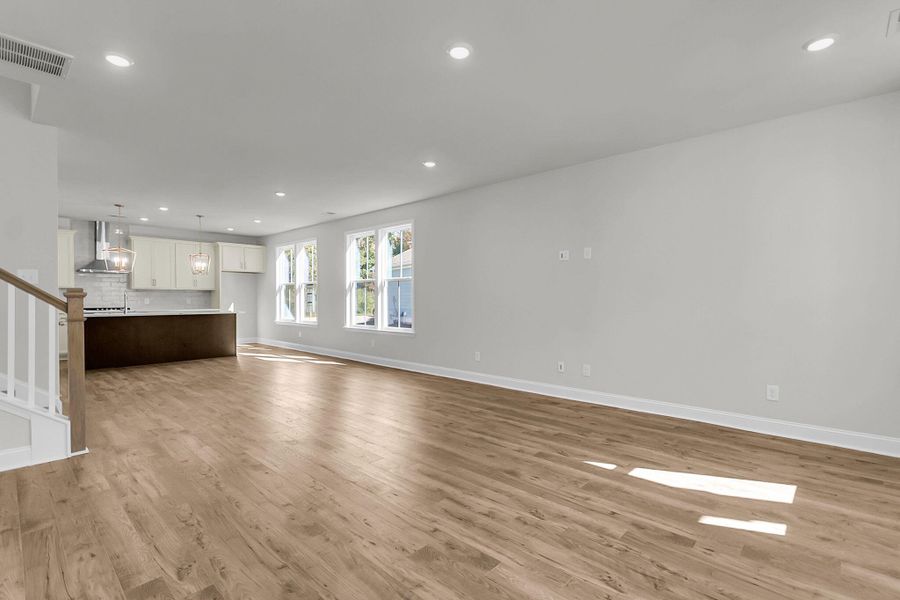 Spacious, unfurnished interior of a new home in Sweetgrass Station, Summerville (Image 43).