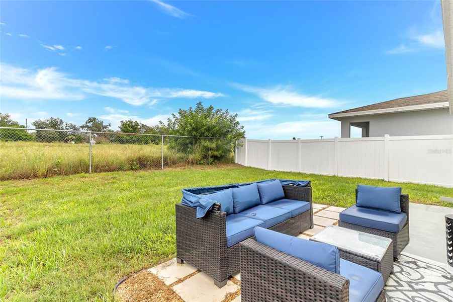Exterior details and patio area of a home in , Sebring (Image 4).