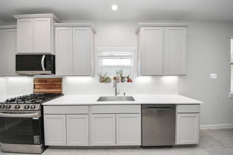 Under Cabinet Lighting Under Cabinet Lighting