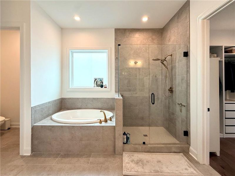 Furnished interior view inside a new home in Encore, Duluth (Image 16).