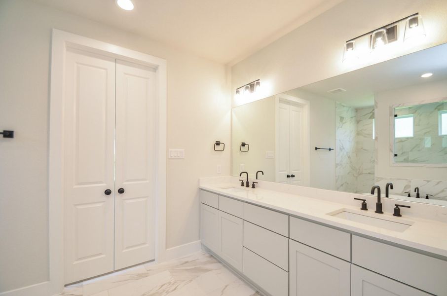 Furnished interior view inside a new home in Mostyn Manor Reserve, Magnolia (Image 6).
