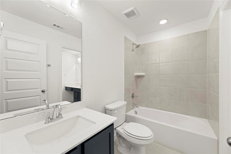 19. 5038 Duck Cove - 2ND Bath 19. 5038 Duck Cove - 2ND Bath