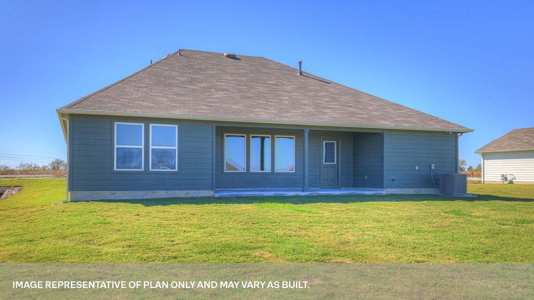 Exterior details and patio area of a home in Sonoma Oaks, Fredericksburg (Image 3).