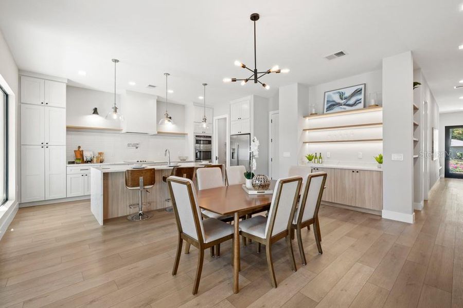 Furnished interior view inside a new home in , Orlando (Image 19).
