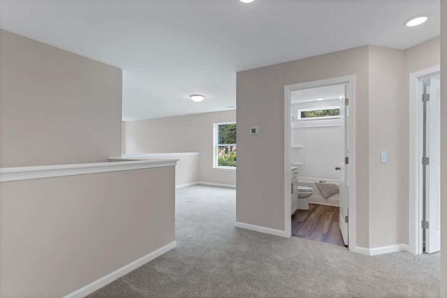 Spacious, unfurnished interior of a new home in East Main Townes, Spartanburg (Image 20). Spacious, unfurnished interior of a new home in East Main Townes, Spartanburg (Image 20).