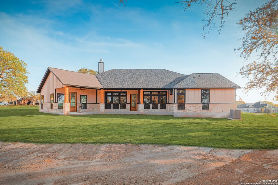 Exterior details and patio area of a home in , La Vernia (Image 3). Exterior details and patio area of a home in , La Vernia (Image 3).