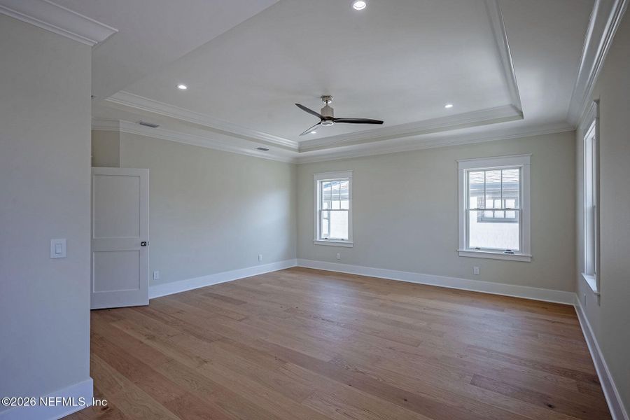 Spacious, unfurnished interior of a new home in , Jacksonville (Image 163).
