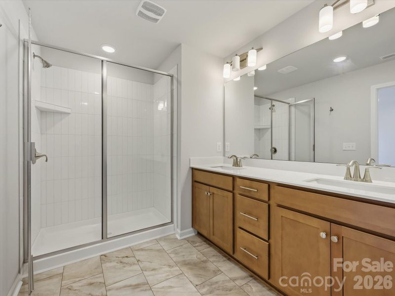 Owner's Bath