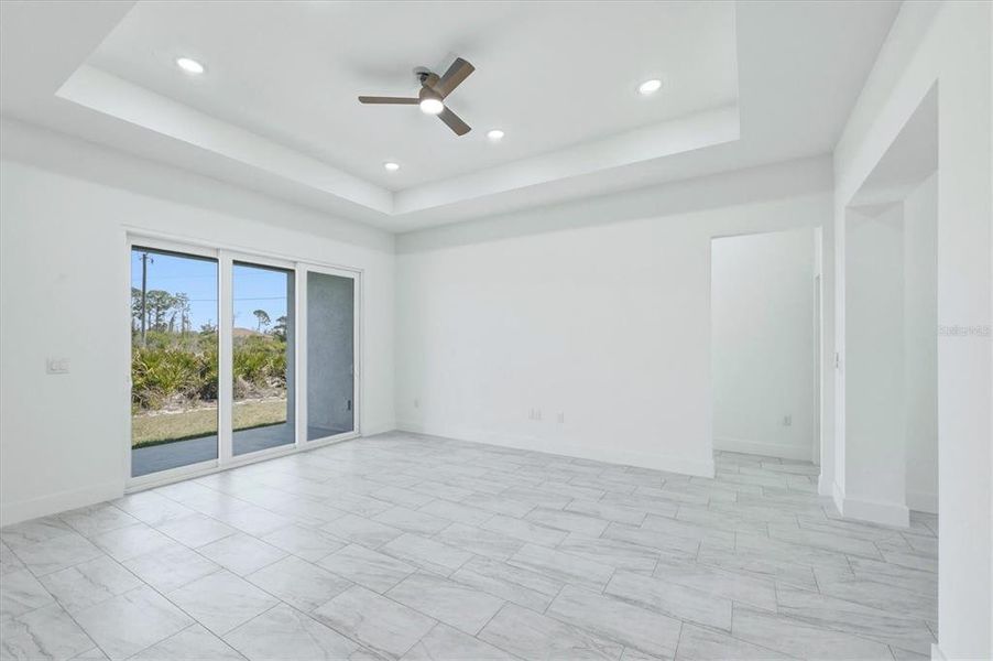 Spacious, unfurnished interior of a new home in , Placida (Image 20).