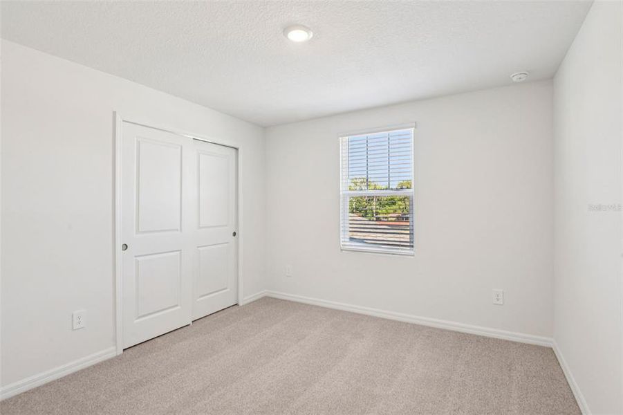 Spacious, unfurnished interior of a new home in Hilltop Vistas, Dade City (Image 17).