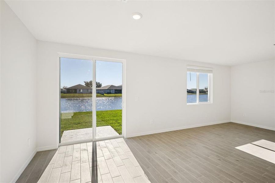 Spacious, unfurnished interior of a new home in The Grove at Stuart Crossing - Classic Series, Bartow (Image 35).