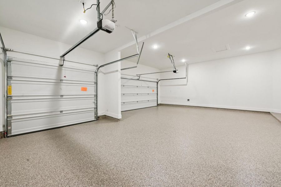 Spacious, unfurnished interior of a new home in Artavia, Conroe (Image 34).