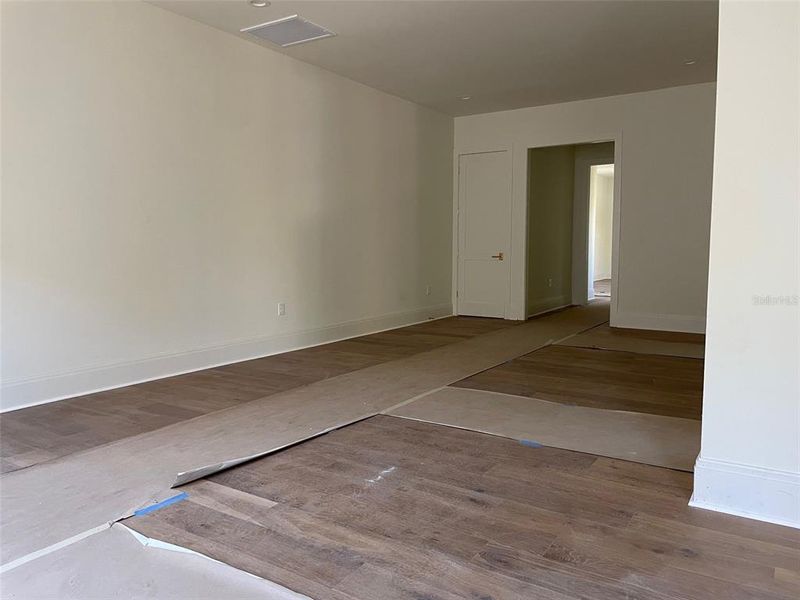 Spacious, unfurnished interior of a new home in , Tampa (Image 20). Spacious, unfurnished interior of a new home in , Tampa (Image 20).