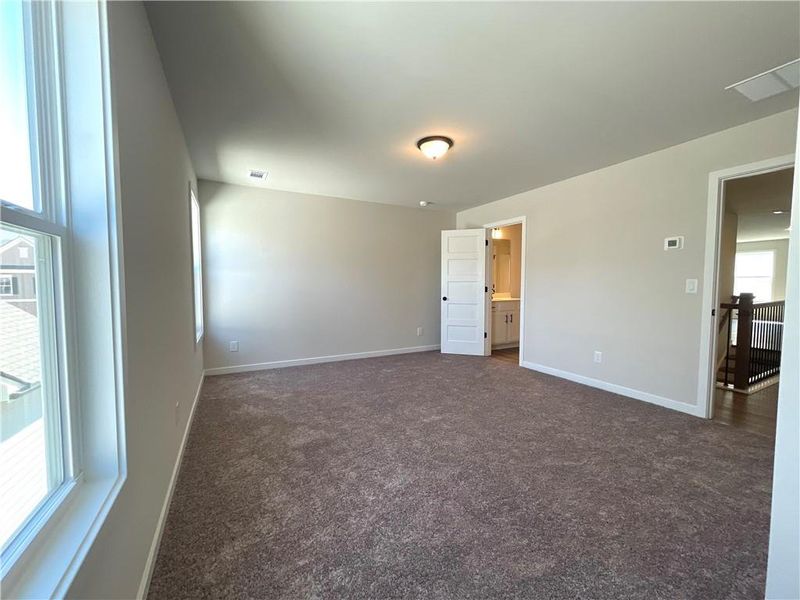 Spacious, unfurnished interior of a new home in Summerlin, Winder (Image 59).