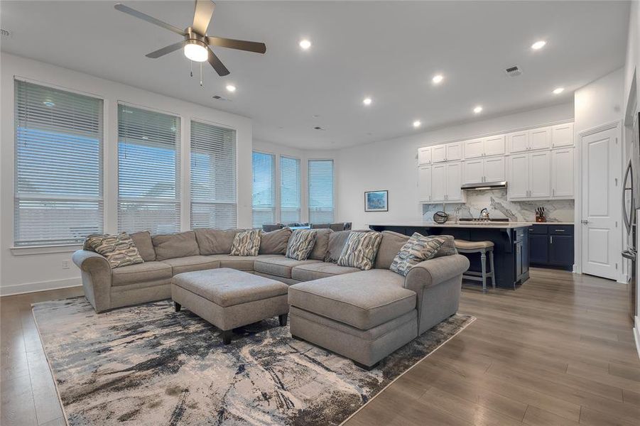 Furnished interior view inside a new home in , Van Alstyne (Image 14).