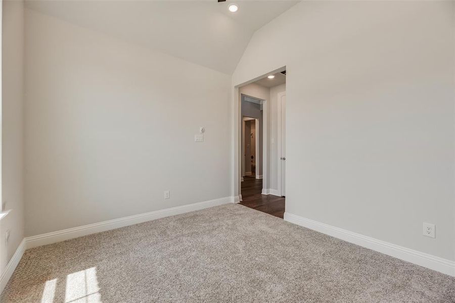Spacious, unfurnished interior of a new home in Villages of Creekwood, Frisco (Image 22). Spacious, unfurnished interior of a new home in Villages of Creekwood, Frisco (Image 22).