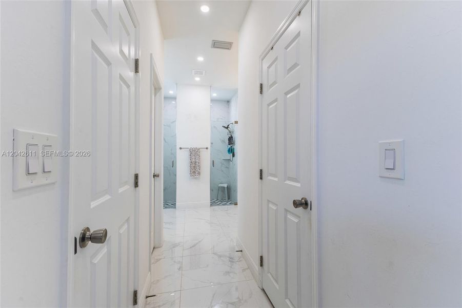 Image 40 of a home in .