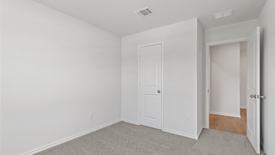 Spacious, unfurnished interior of a new home in Waverly Estates, Josephine (Image 24).