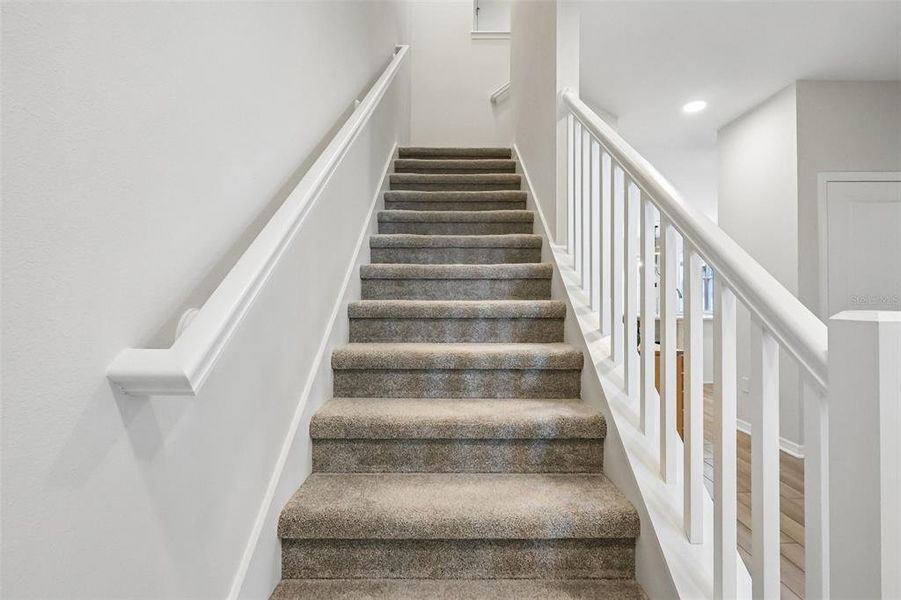 Spacious, unfurnished interior of a new home in , Winter Garden (Image 26).