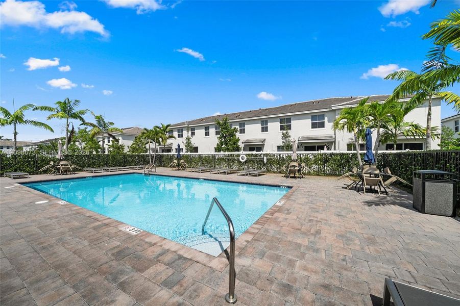 Community amenities in , Pembroke Pines (Image 42).