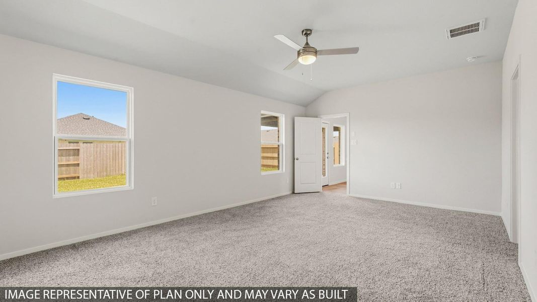 Spacious, unfurnished interior of a new home in Sunterra, Katy (Image 9).