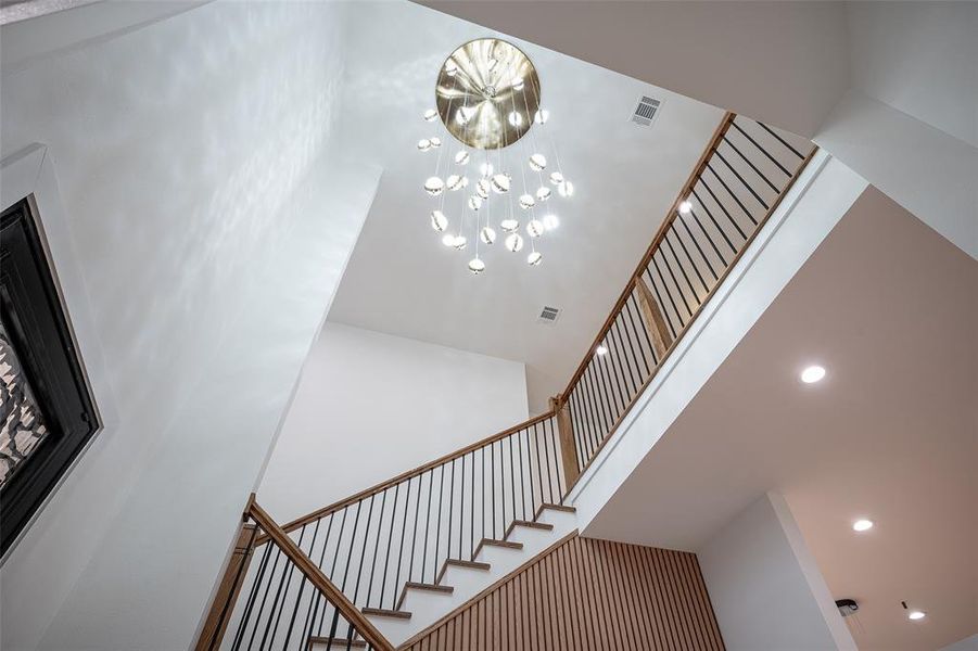 Stunning chandelier in the foyer