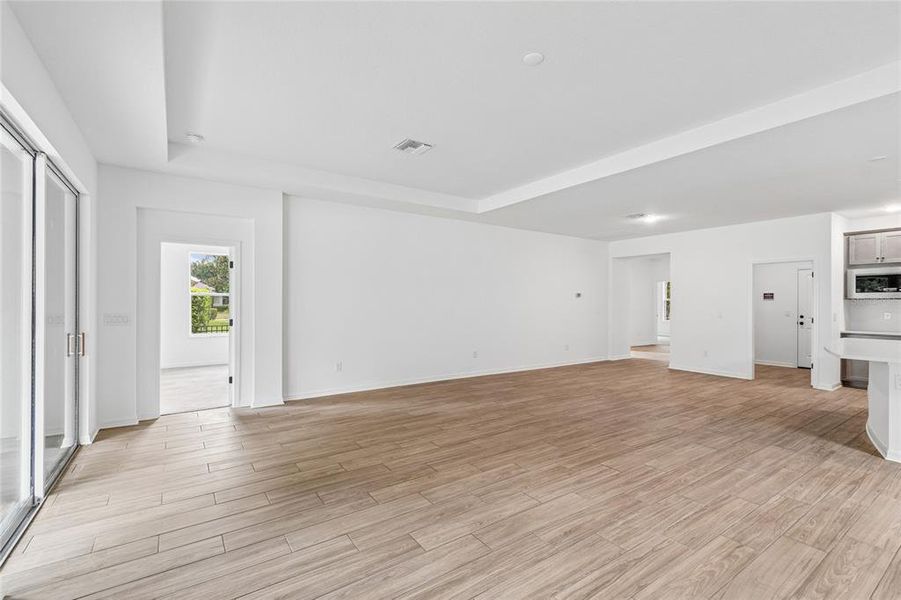Spacious, unfurnished interior of a new home in Cascades at Southern Hills, Brooksville (Image 23).
