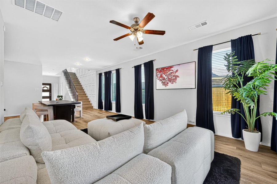 Furnished interior view inside a new home in Anderson Lakes, Houston (Image 34). Furnished interior view inside a new home in Anderson Lakes, Houston (Image 34).