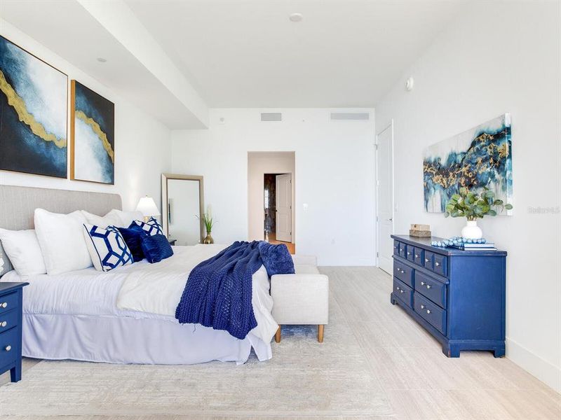 Furnished interior view inside a new home in , Tampa (Image 40).