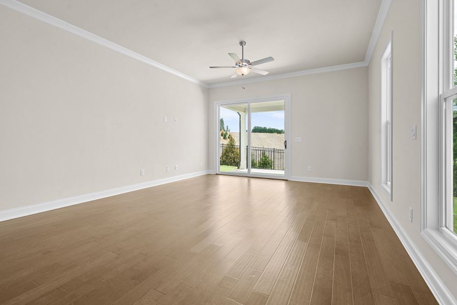 Representative unfurnished interior of a home built from the The Carter by The Providence Group in Aberdeen, Hoschton (Image 20).