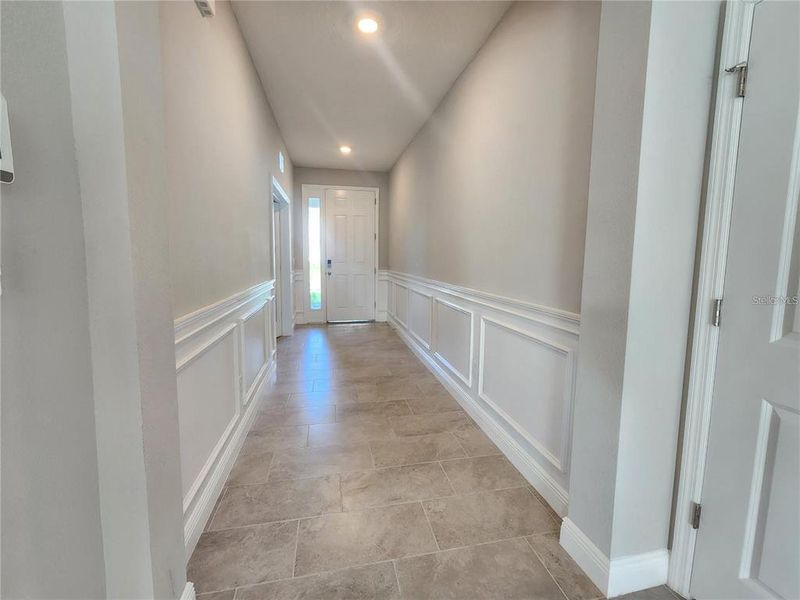 Spacious, unfurnished interior of a new home in Woodcreek, Wesley Chapel (Image 21).