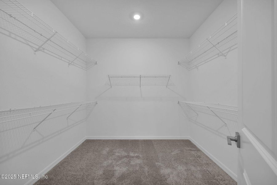 Spacious, unfurnished interior of a new home in Bradley Creek, Green Cove Springs (Image 33). Spacious, unfurnished interior of a new home in Bradley Creek, Green Cove Springs (Image 33).