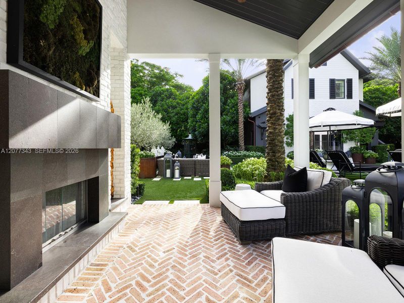 Outdoor sitting area Outdoor sitting area
