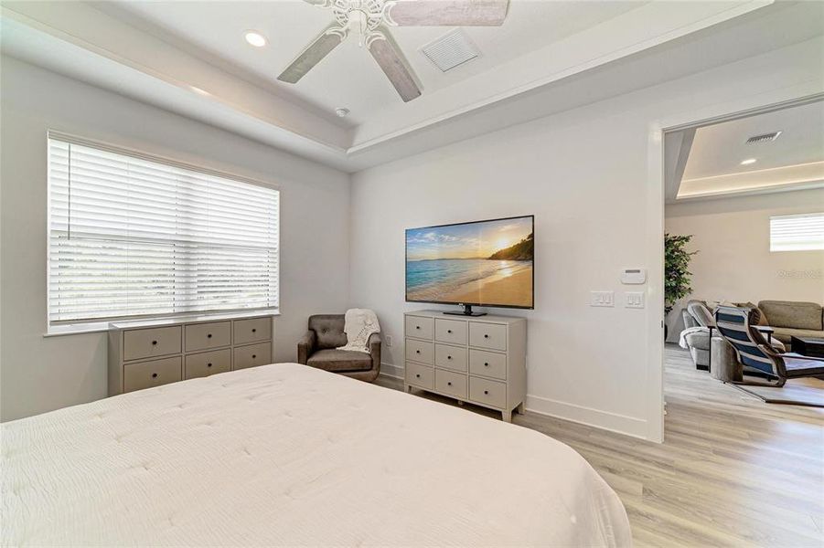 Furnished interior view inside a new home in , Sarasota (Image 9).